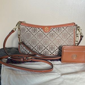 Tory Burch T - Monogram Studio Shoulder Bag